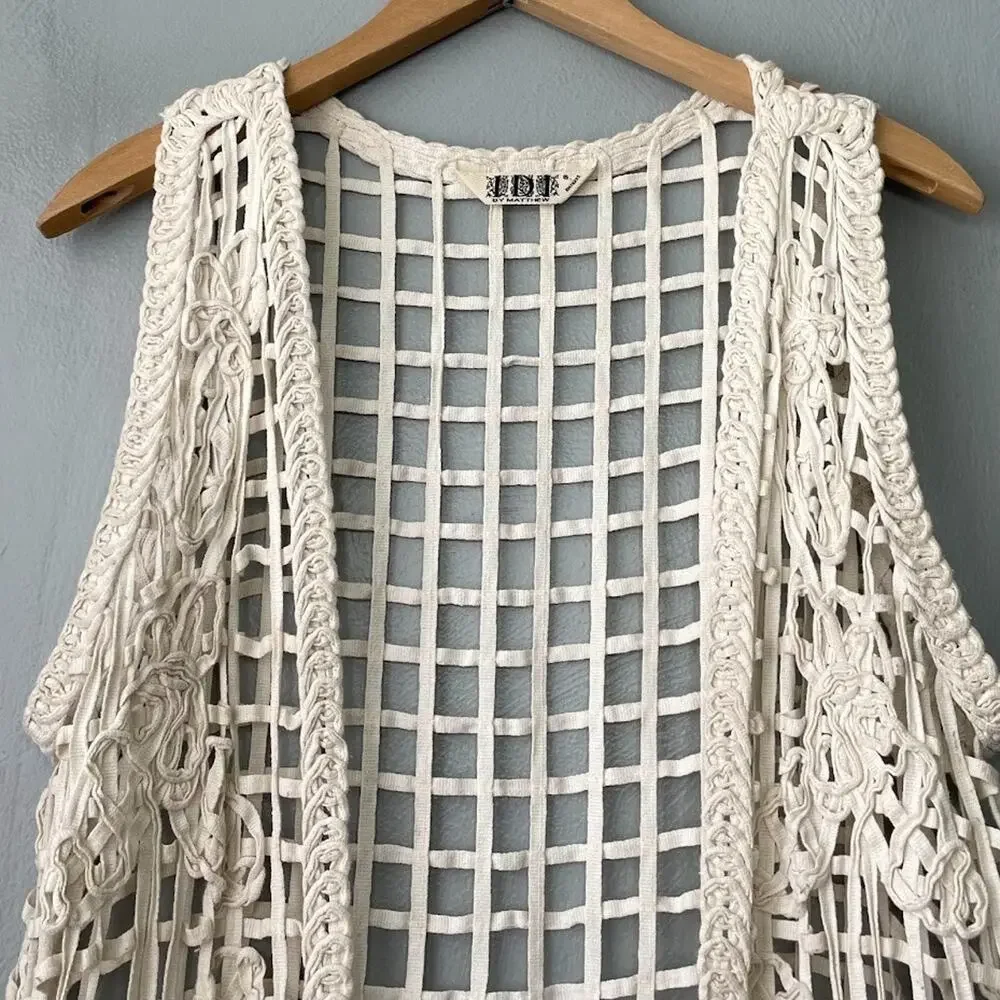 IDI by Matthew Size Medium Creamy Open Crochet Knit Vest Cardigan Beachy Boho - Picture 3 of 8